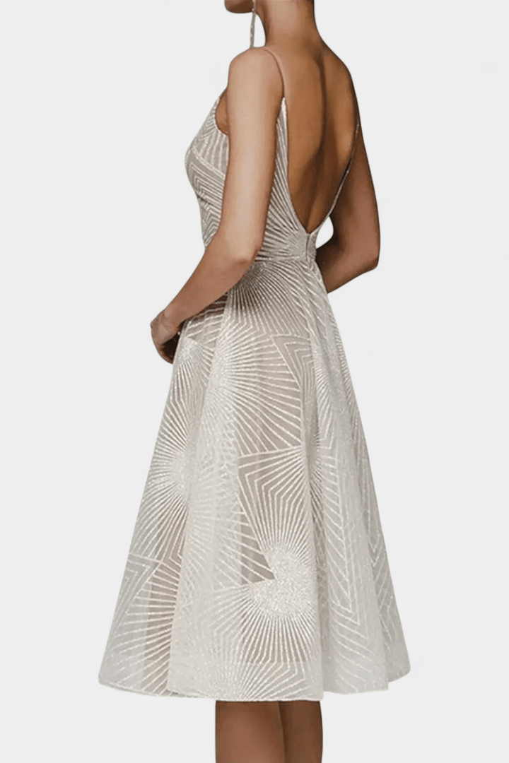 Trine | Broderet kjole